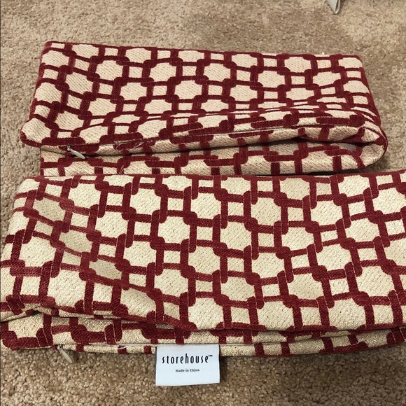 Set of 2 Red and Cream Geometric Pillow Covers - Picture 1 of 3